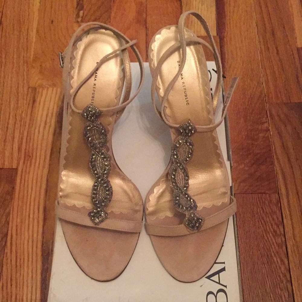 Banana Republic heel